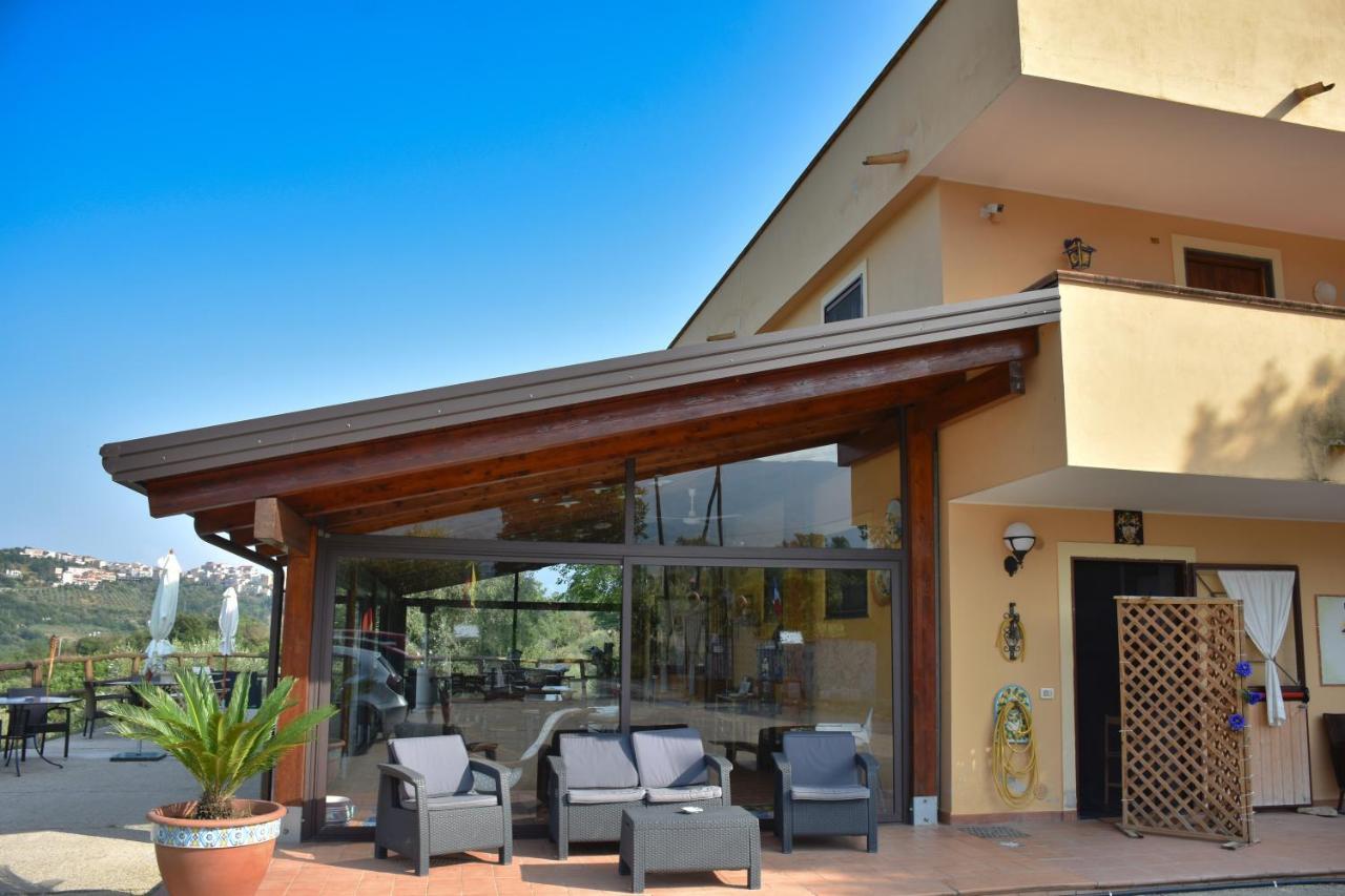 Agriturismo B&B Il Rifugio Di Nino Contursi Ngoại thất bức ảnh