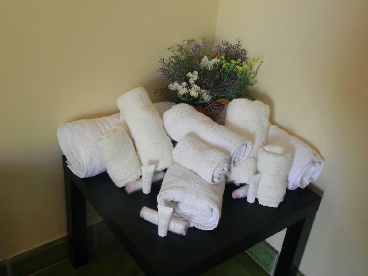Agriturismo B&B Il Rifugio Di Nino Contursi Ngoại thất bức ảnh